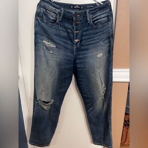 Women’s Hollister Ultra High-Rise Mom Jean (Vintage Stretch) 11R